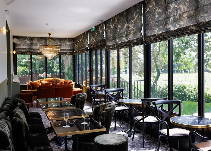 Villa Edmond Hôtel&Spa - Maison Blanche Bièvres